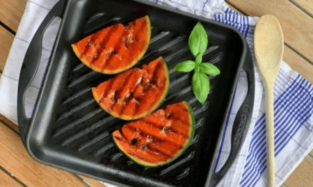 Gegrilde watermeloen met gerookt paprikapoeder